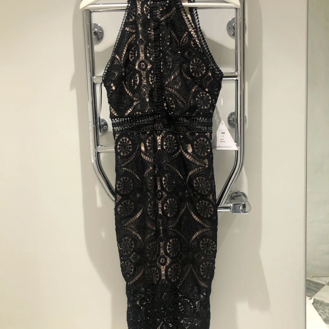 Oanvänt cocktail klänning