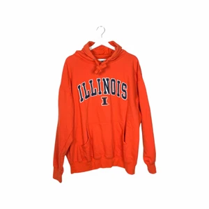 College hoodie 90’s  - En klassisk amerikansk college hoodie med loose fit som passform. 