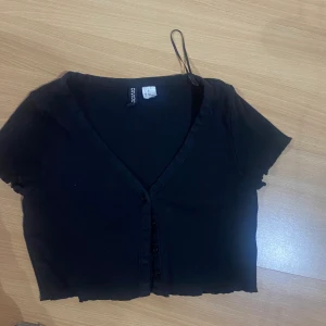 Topp - Från H&M använd några gånger 