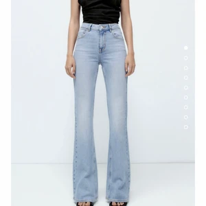 Zara mid-rise  - Oanvända zara jeans! Mid rise ❤️