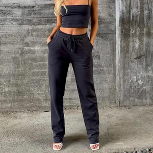 LXA mjukisbyxor  - Mjukisbyxor från LXA i färgen dark grey. Säljer då de inte kommer till användning längre! De är i nyskick!