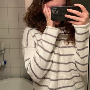 Randig tröja - Randig tröja i strl M, kmr inte t användning. Helt ny