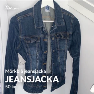Jeansjacka  - Perfekt jeansjacka. Skön och stretchig. Skriv för fler bilder eller info💞