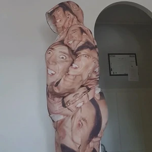 Nikolas Cage mjukis sett - Mjukissett med nicolas cage! Otroligt bekvämt men används allt för sällan.