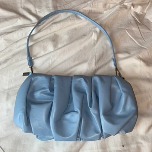 Väska - Blå väska aldrig använd🤍