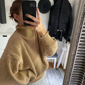 Stickad tröja - Stickad tröja✨smått cropad