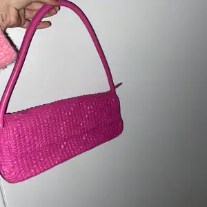 Snygg rosa väska från nakd, använd en gång endast☺️