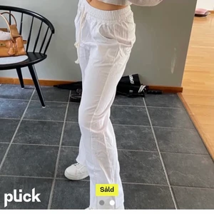 Linnebyxor från byanastasia  - Jätte fina oanvända linnebyxor. Byxorna är från byanastasia och är slutsålda just nu. Köpte två par så säljer ena paret. De är i storlek m men passade mig som har s perfekt.💕💕 Lånade bilder. Köparen står för frakt💕 ‼️bud är bindande‼️Kan köpas direkt för 550💕