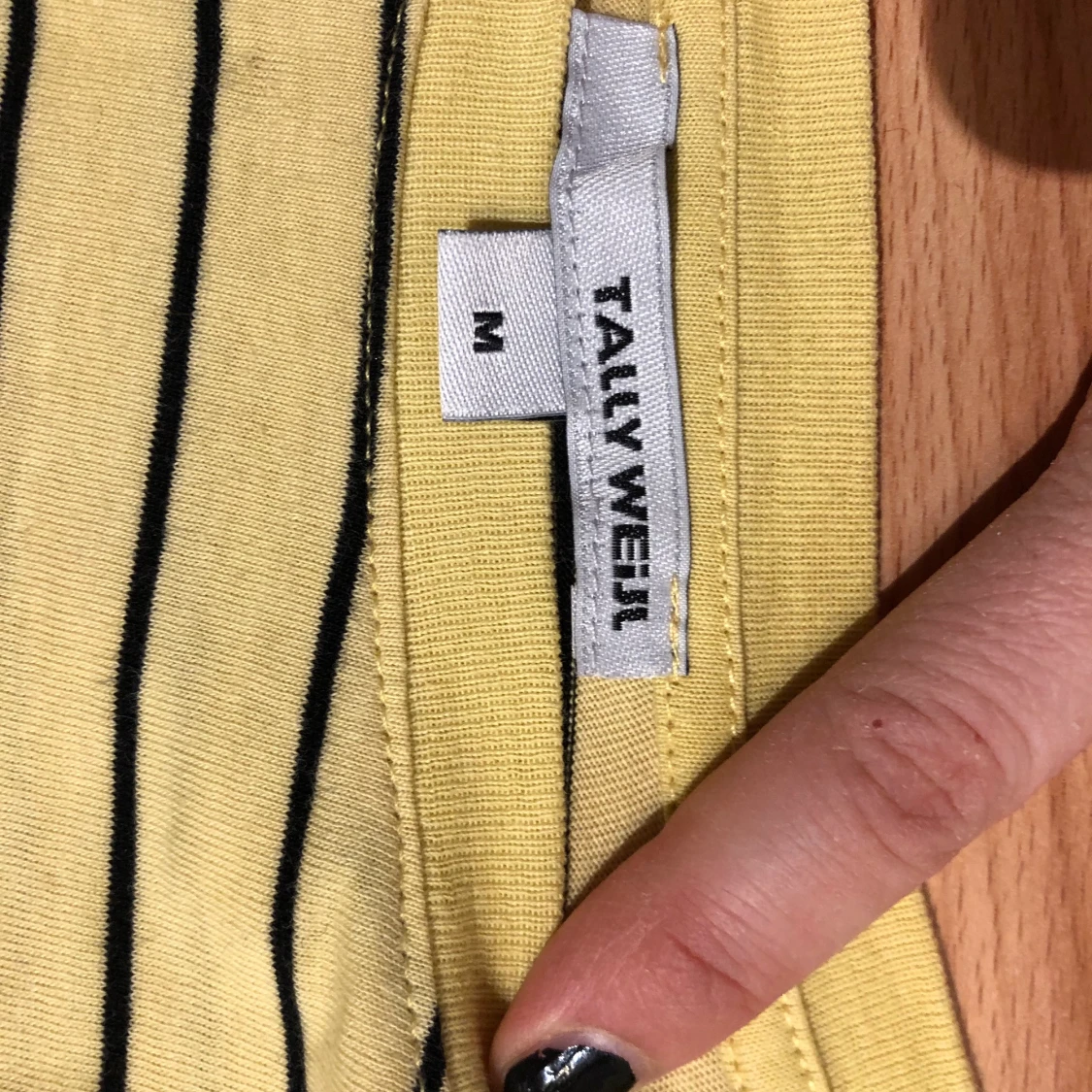 yellow and black stripped crop top - 90