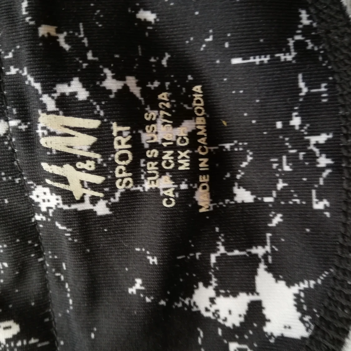 H&M marmorerade träningstights strl S - 91