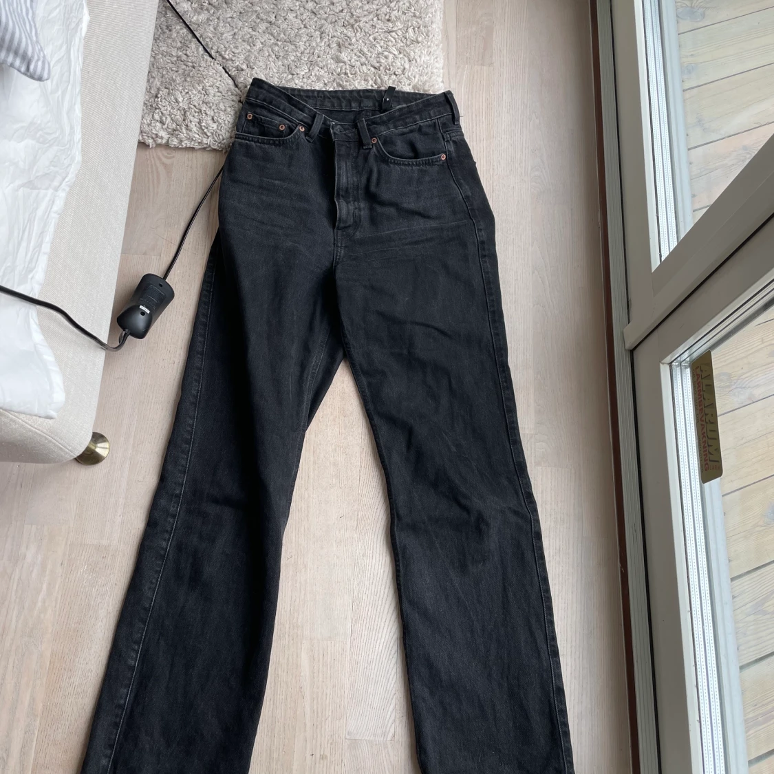 Weekday row jeans strl 27/32 - 90