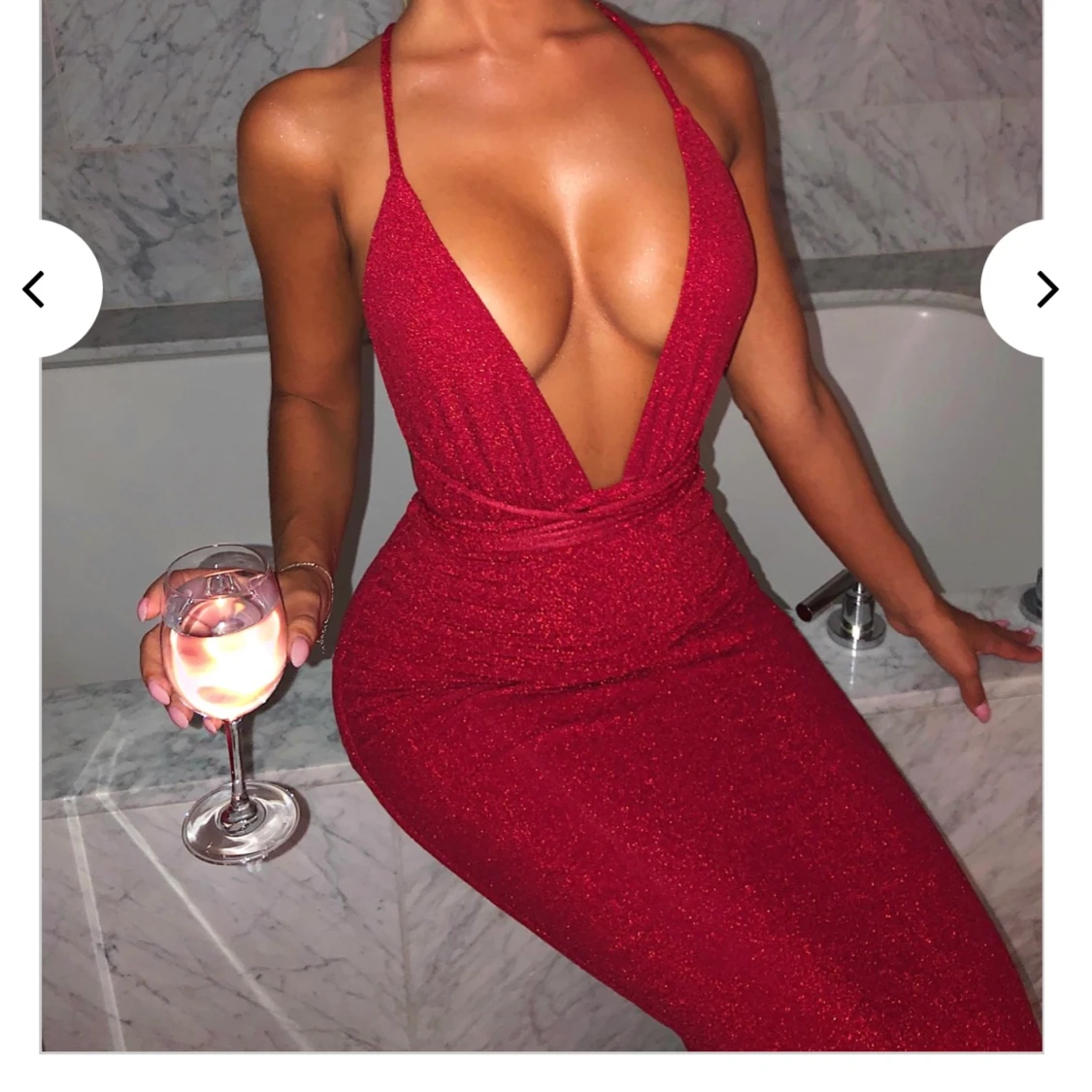 Röd glittrig klänning  - 90