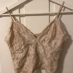 Linne - Topp i storlek S, 50kr