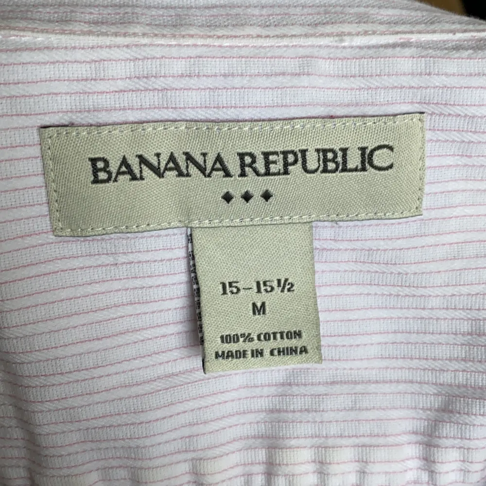 Sjukt snygg banana republic skjorta! Används inte längre 🤍. Skjortor.