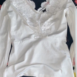 Gina tricot  - Oanvänd priset kan diskuteras.