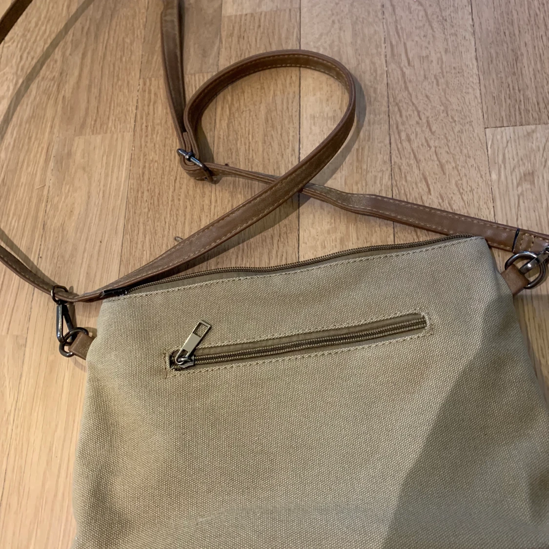 Brun trendig väska  - 91