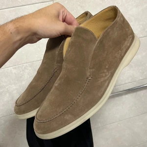 Loro piana Open walks - Väldigt snygga och stilrena open walks Storlek 43,5 (passar 43) Köpta i Österrike  Extremt bra skick