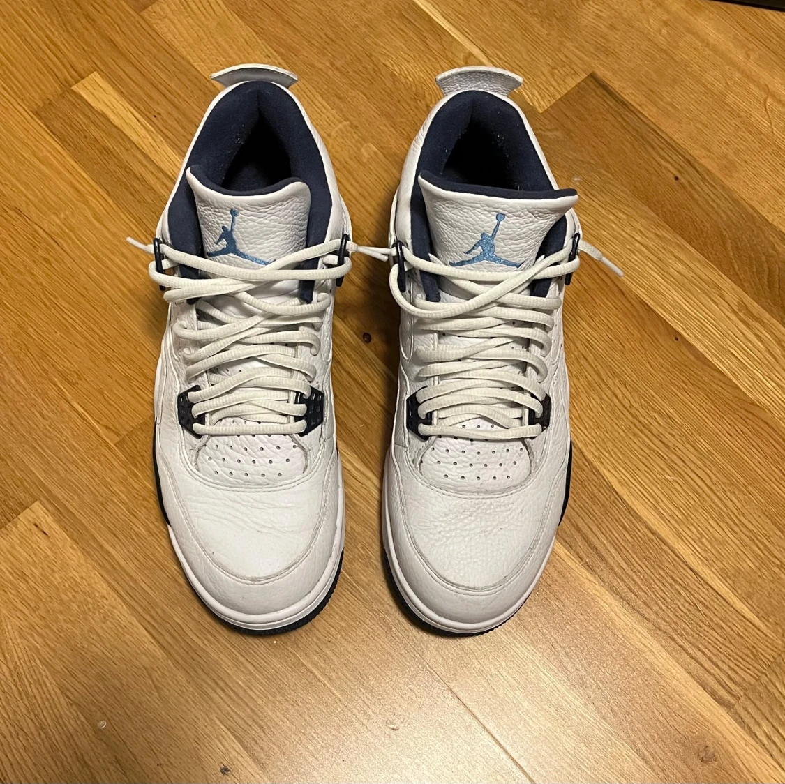 Jordan 4 Retro Columbia (2015) - 91