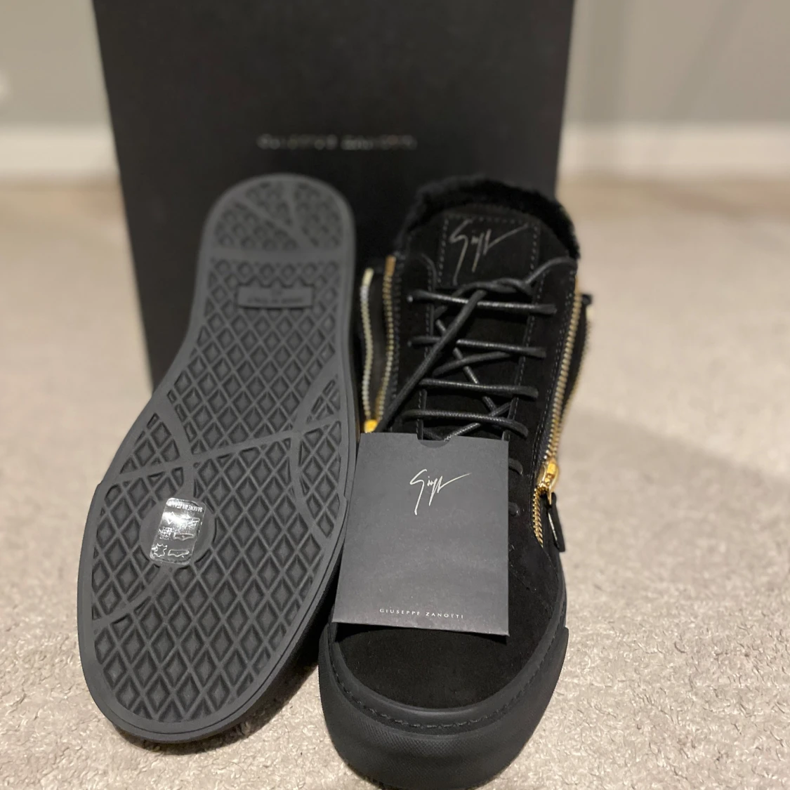 Giuseppe zanotti skor päls  - 90