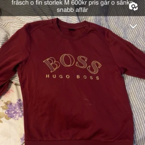 Hugo boss sweatshirt vinröd gammal modell - Gammla modellen säljs nt längre väldigt bra skick
