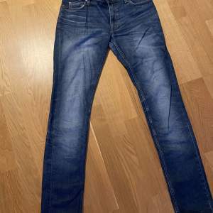 Tiger of Sweden jeans, riktigt snygg tvätt. 28/34 passar 32/32