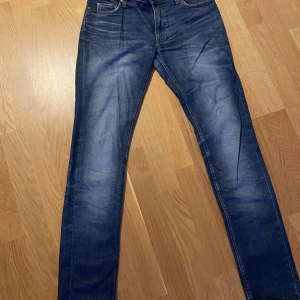 Tiger of Sweden jeans - Tiger of Sweden jeans, riktigt snygg tvätt. 28/34 passar 32/32