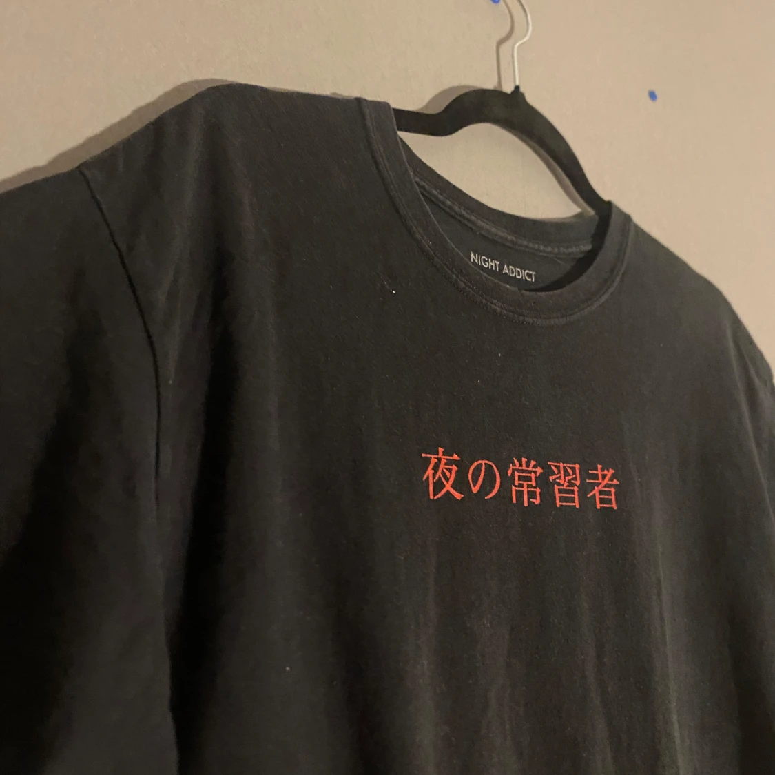 Black streetwear t-shirt graphic size L barley used and good quality - 91