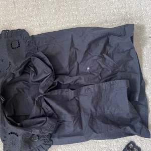 Linne/blus - Jätte gullig linne blus ifrån Lindex som passar till det mesta 💓