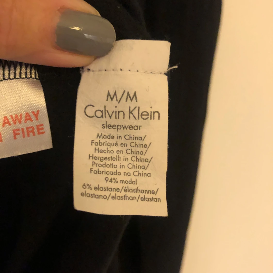 Svart tröja/sleepwear från Calvin Klein - 91