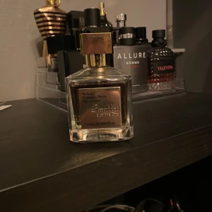 Parfym Fragrance world Barakkat Amber Eve - Knappt använd 100 ml