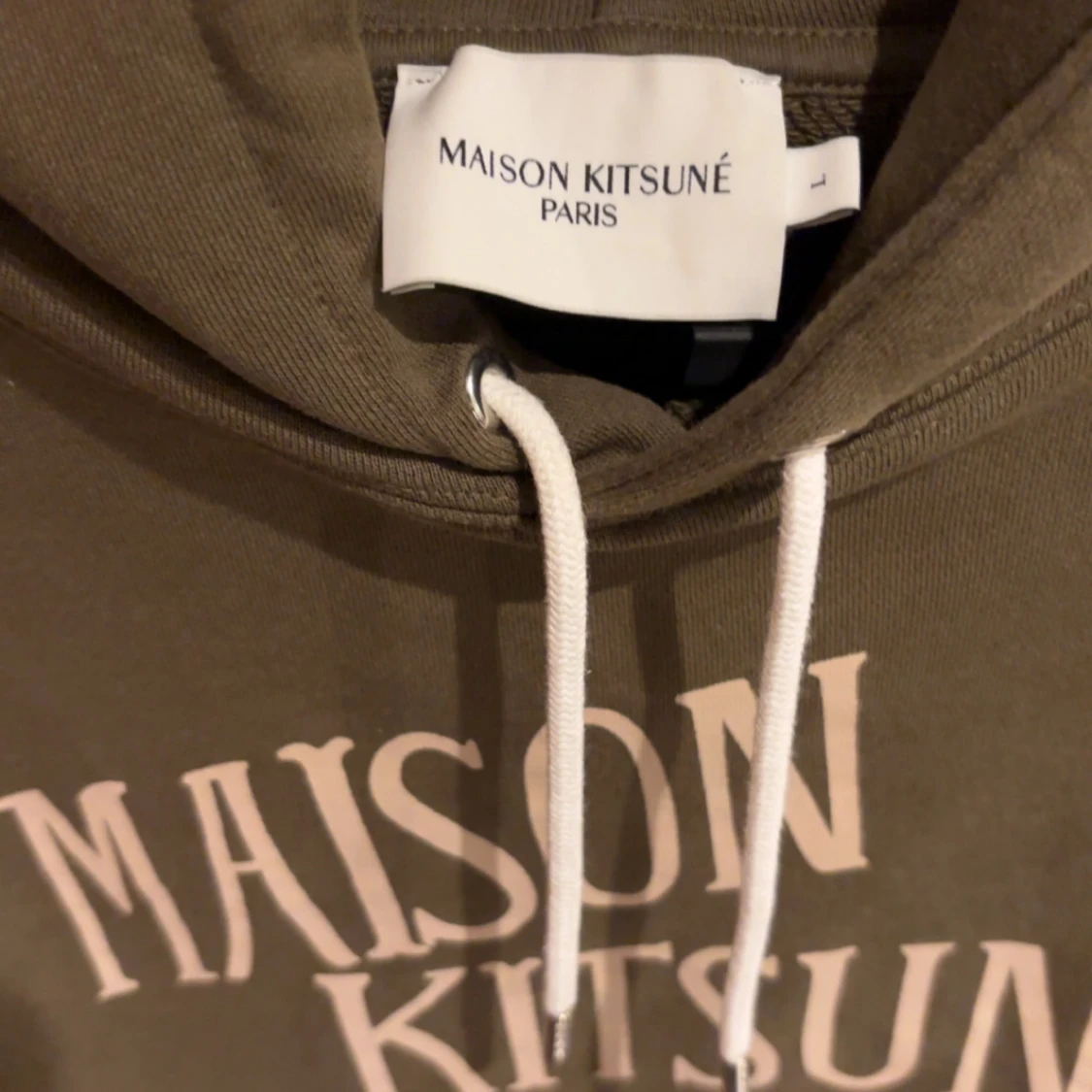 Olivgrön hoodie från Maison Kitsuné - 90