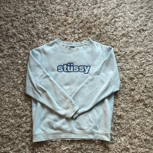 Stussy tröja  - Stussy tröja | skick 7,5/10 | strl M | mitt pris 399