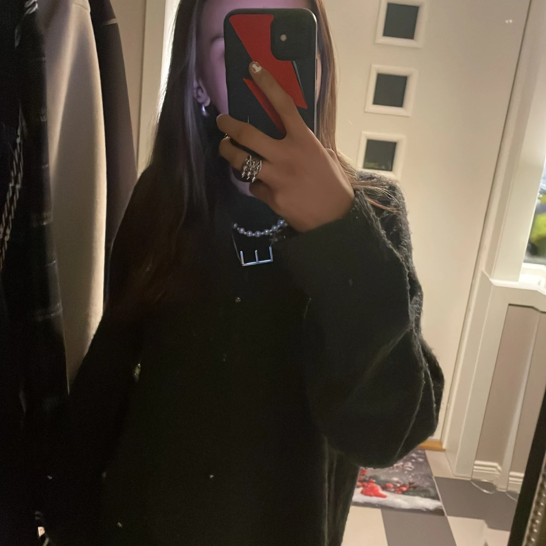 Svart stickad tröja