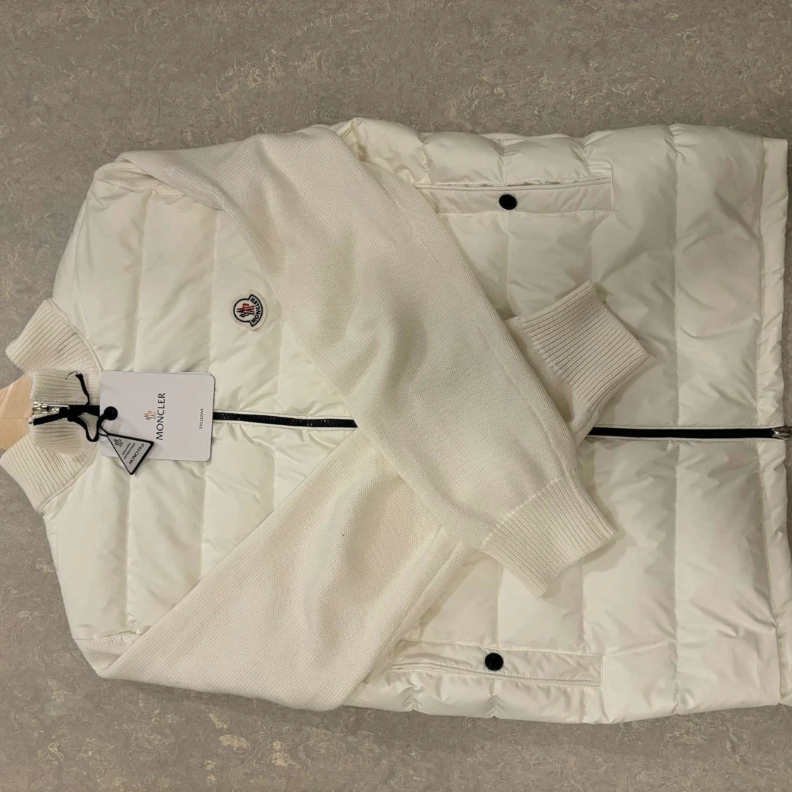 Vit dunjacka från Moncler - 90