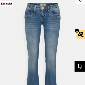 Ltb jeans - Säljer dessa snygga Ltb valerie jeans. De är lågmidjade med bootcut passform. Pris kan diskuteras💗💗