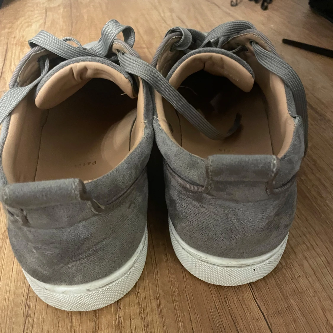 christian louboutin - 90