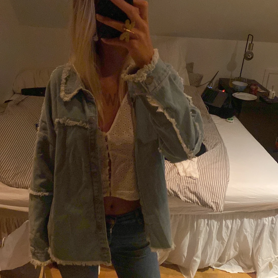 Denim jacka med fransar