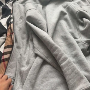 Burberry kofta  - Size M Inte använd alls