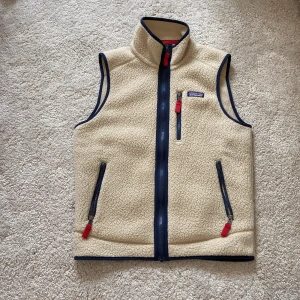 Patagonia väst  - Riktigt bra skick. 