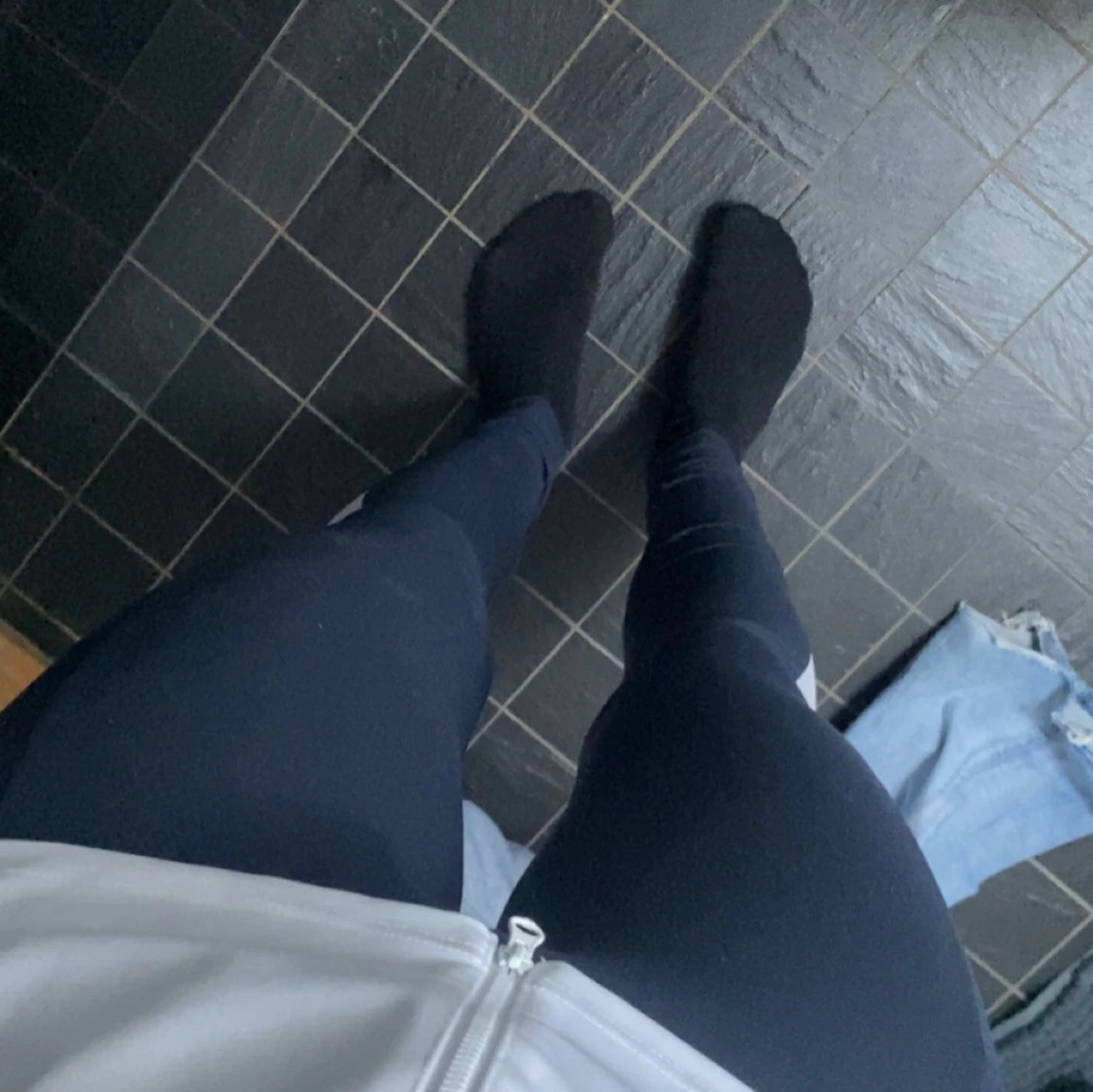 Marinblå träningtights från J.Lindeberg