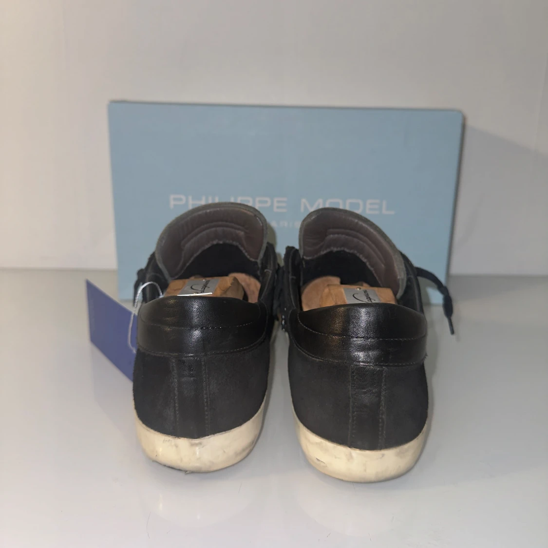 Svarta sneakers från Philippe Model - 91