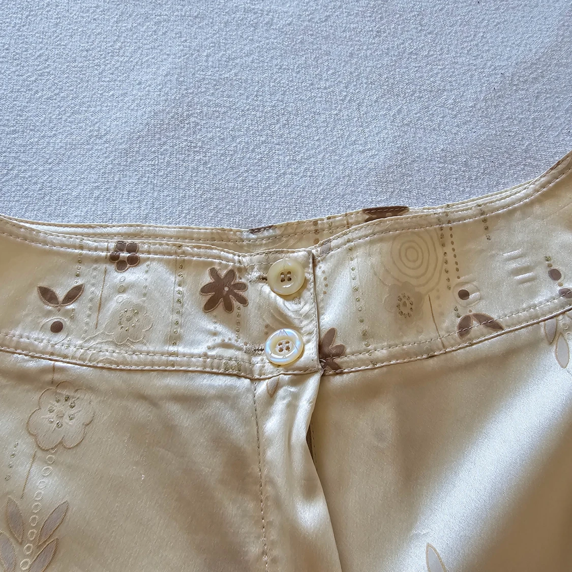 Beige byxor med blommönster från Amnesia original Paris - 91