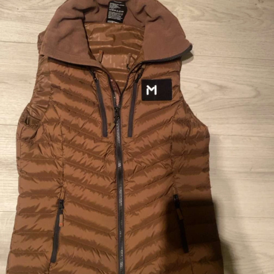 Brun dunväst från lars Mønsen