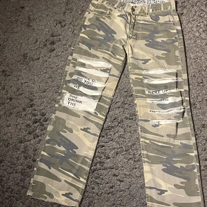 DGs 90s RUNWAY POEM CAMO KHAKIS  - Takes trade but depends. No bs offer. Fits from 29-32 depending on how you want them to fit lowkey 