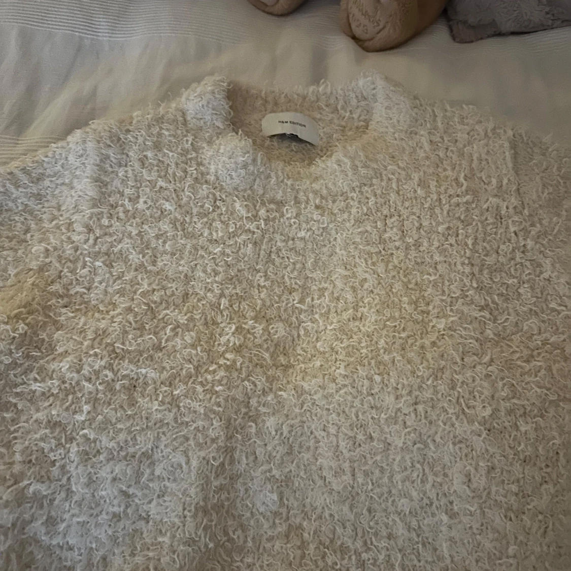 Fluffig söt tröja - 1