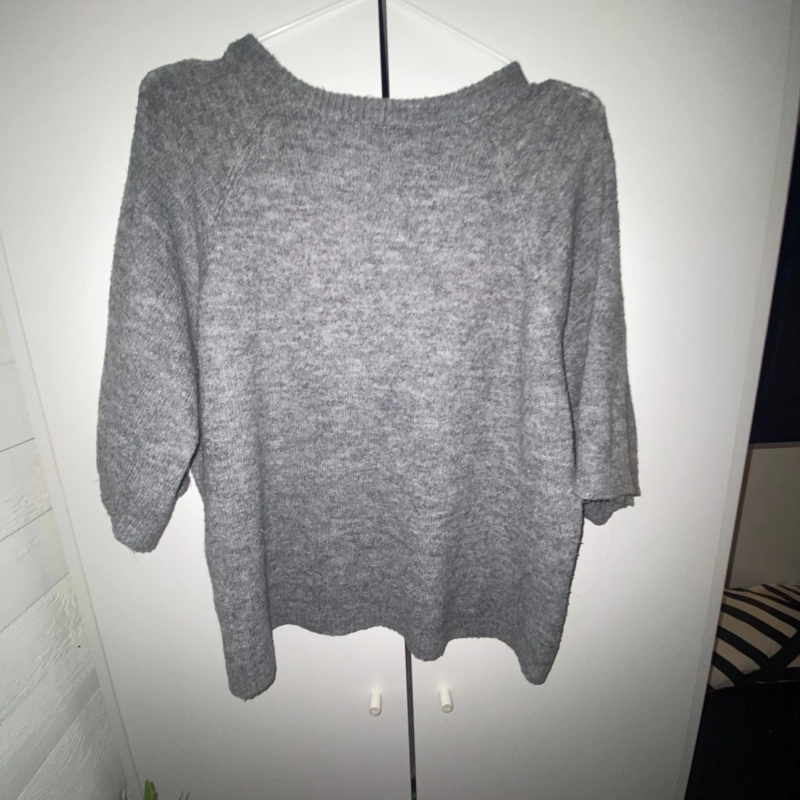 Grå stickad tröja från 157 - 90