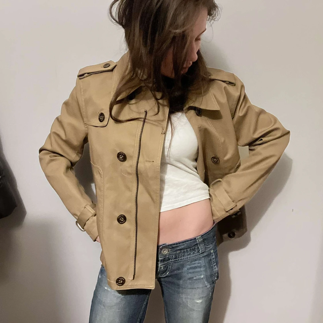 Beige trenchcoat från Black Tag - 90