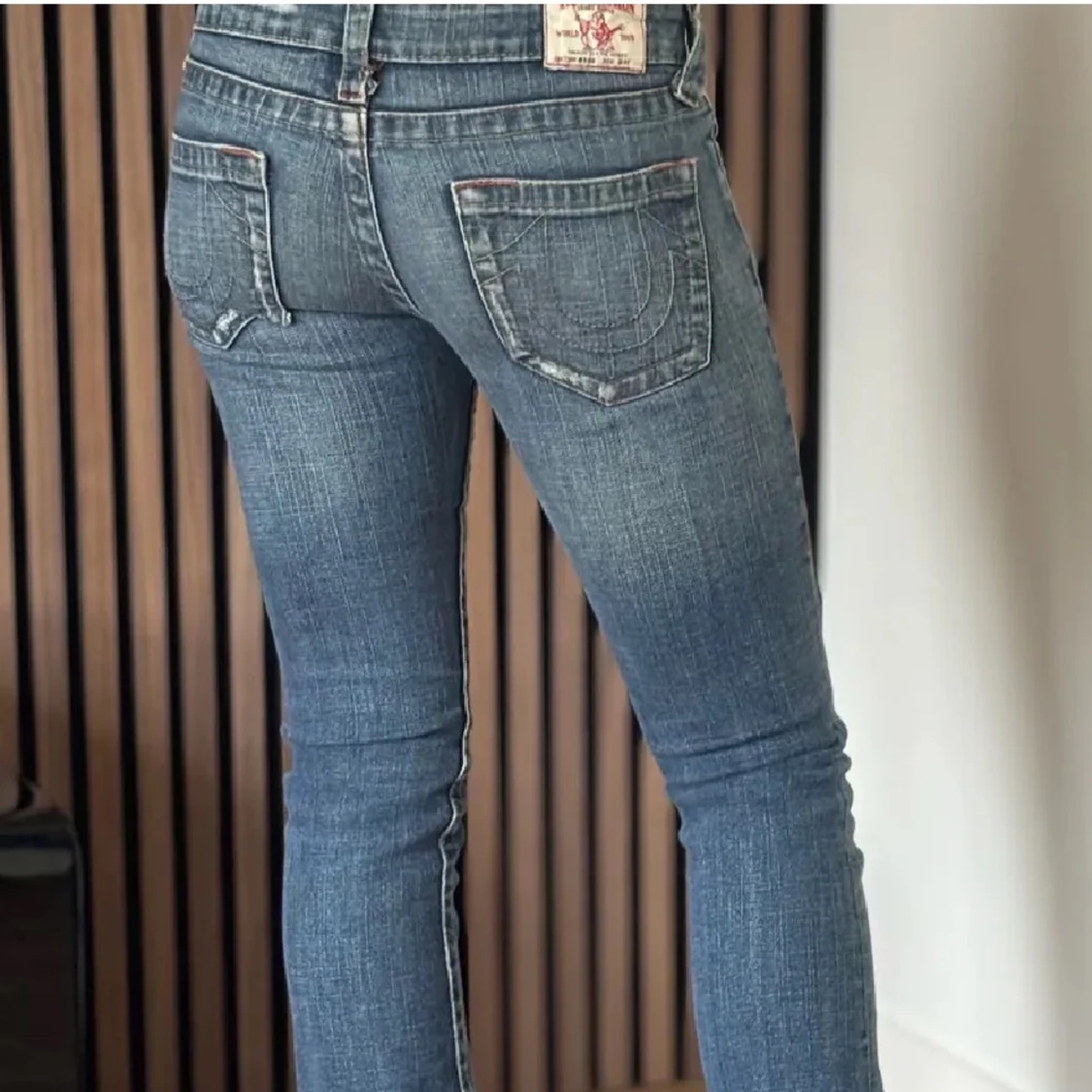 Blå jeans från True Religion - 1