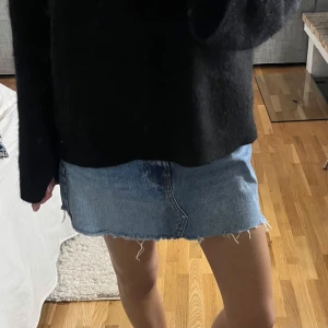 Jeanskjol - Jättefin jeanskjol som tyvärr inte kommer till användning 