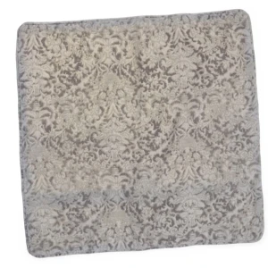 Två st Pydnaskudde fodral från Artwood - Säljer två eleganta kuddfodral från Artwood i beige ton med ett vackert mönster. Tillverkat i 100% bomull, perfekt för att ge ditt hem en stilfull touch. Passar utmärkt till både soffan och sängen. 🛋️✨